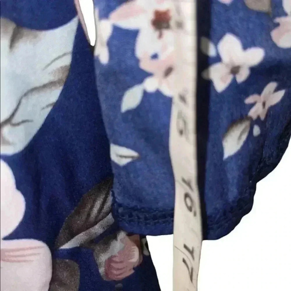 Floral Mini Shift Dress - Picture 6 of 6